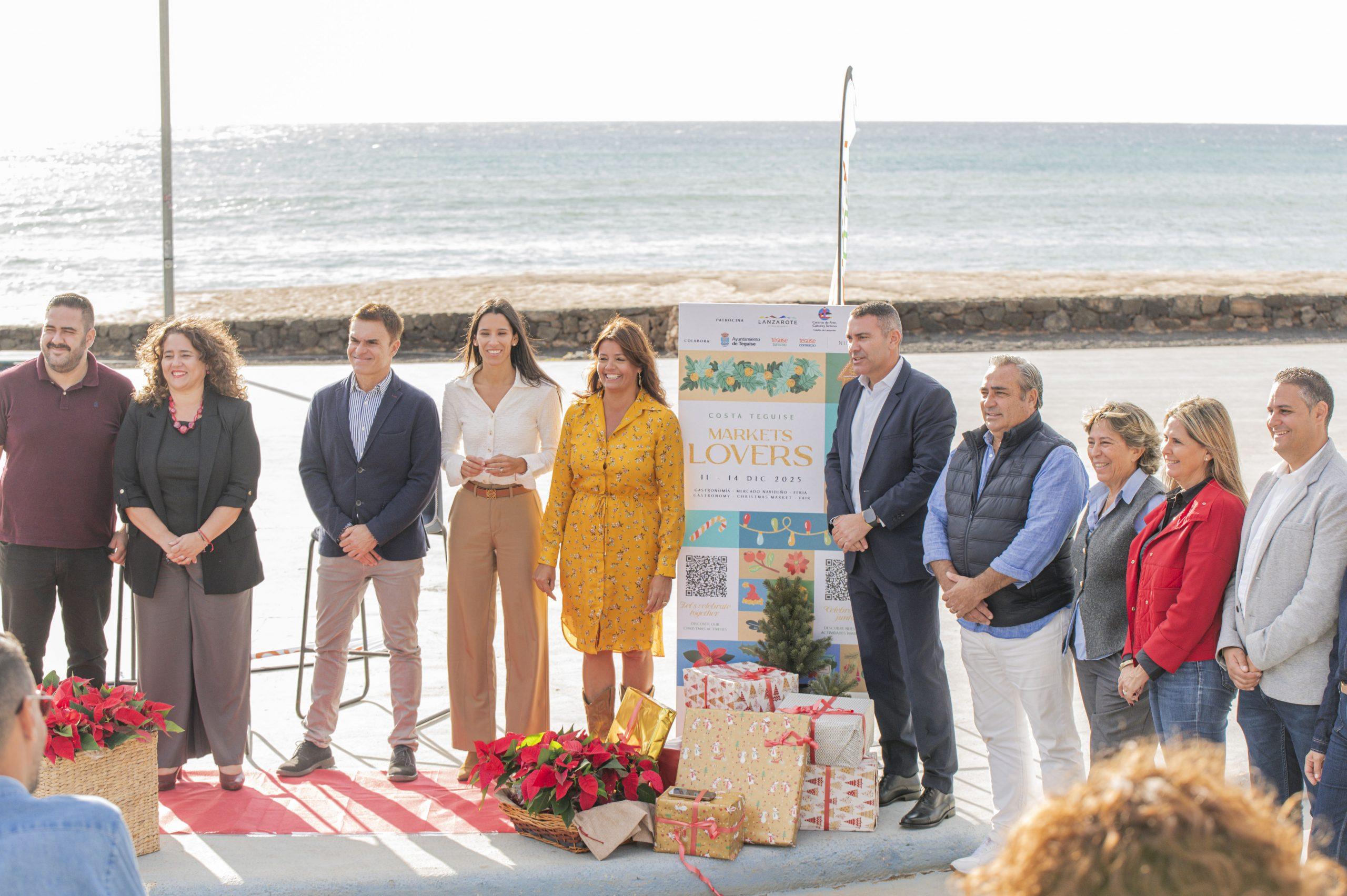 Costa Teguise abre la Navidad por todo lo alto con su Mercado Navideño