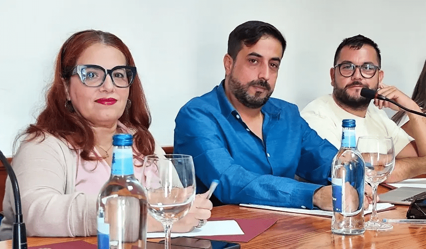 Coalición Canaria critica la gestión municipal de las obras del pabellón de San Bartolomé y denuncia perjuicios a los clubes deportivos