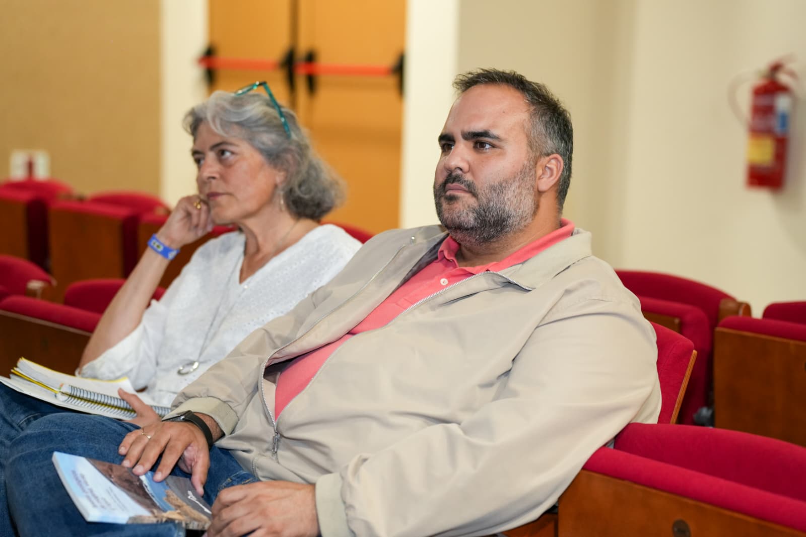 El Cabildo presenta el libro ‘Tesoros geológicos de magma, viento y agua’ en el décimo aniversario del Geoparque.
