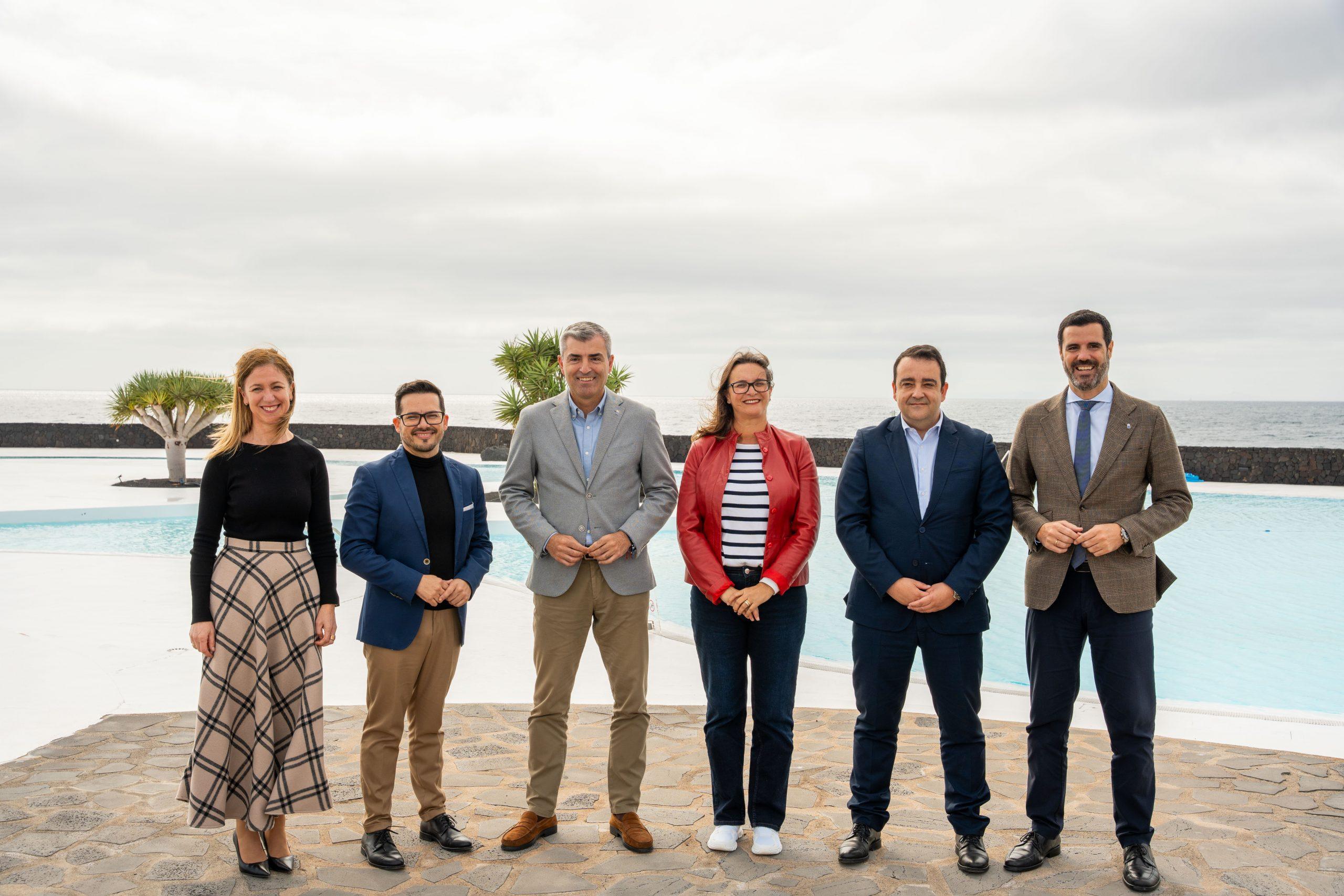 Manuel Domínguez presenta en Lanzarote el Plan de Respaldo al Autónomo del Gobierno de Canarias