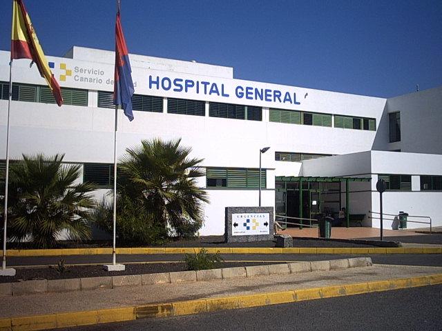 Crece la preocupación de Nueva Canarias y PSOE por el futuro del Hospital Insular de Lanzarote ante un traslado “temporal” de pacientes