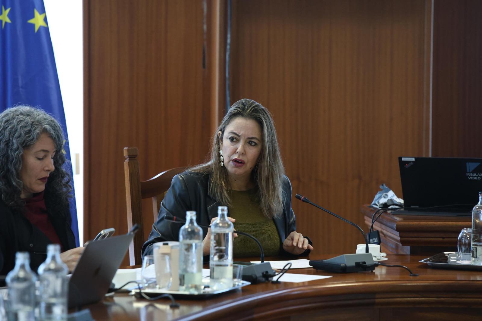 El PSOE acusa al presidente del Cabildo de admitir que no hay plan, plazos ni garantías para el futuro del Hospital Insular