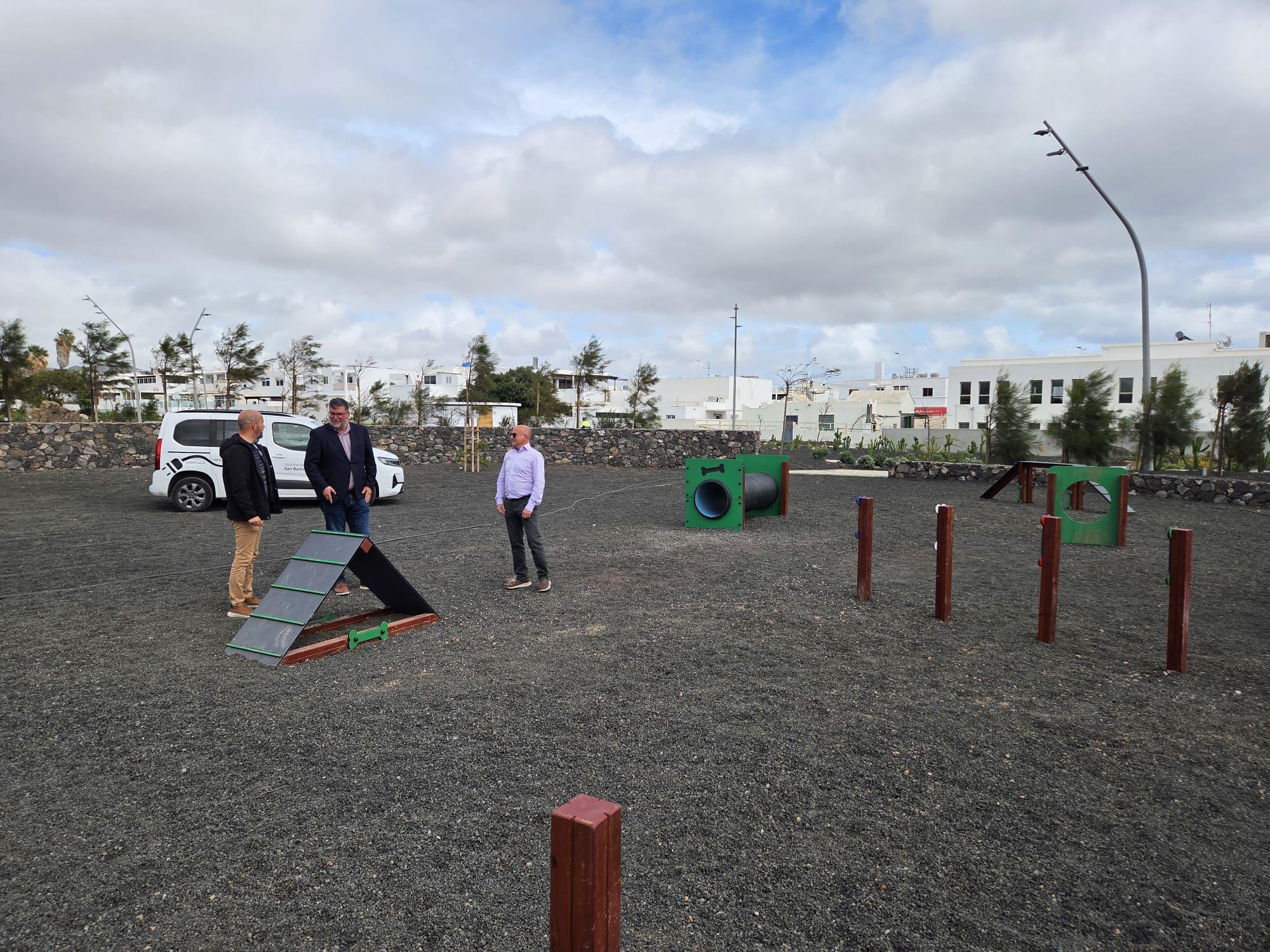 San Bartolomé pondrá en marcha un nuevo parque canino en el parque urbano